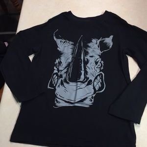 Boys children’s place size 5/6 long sleeve t shirt